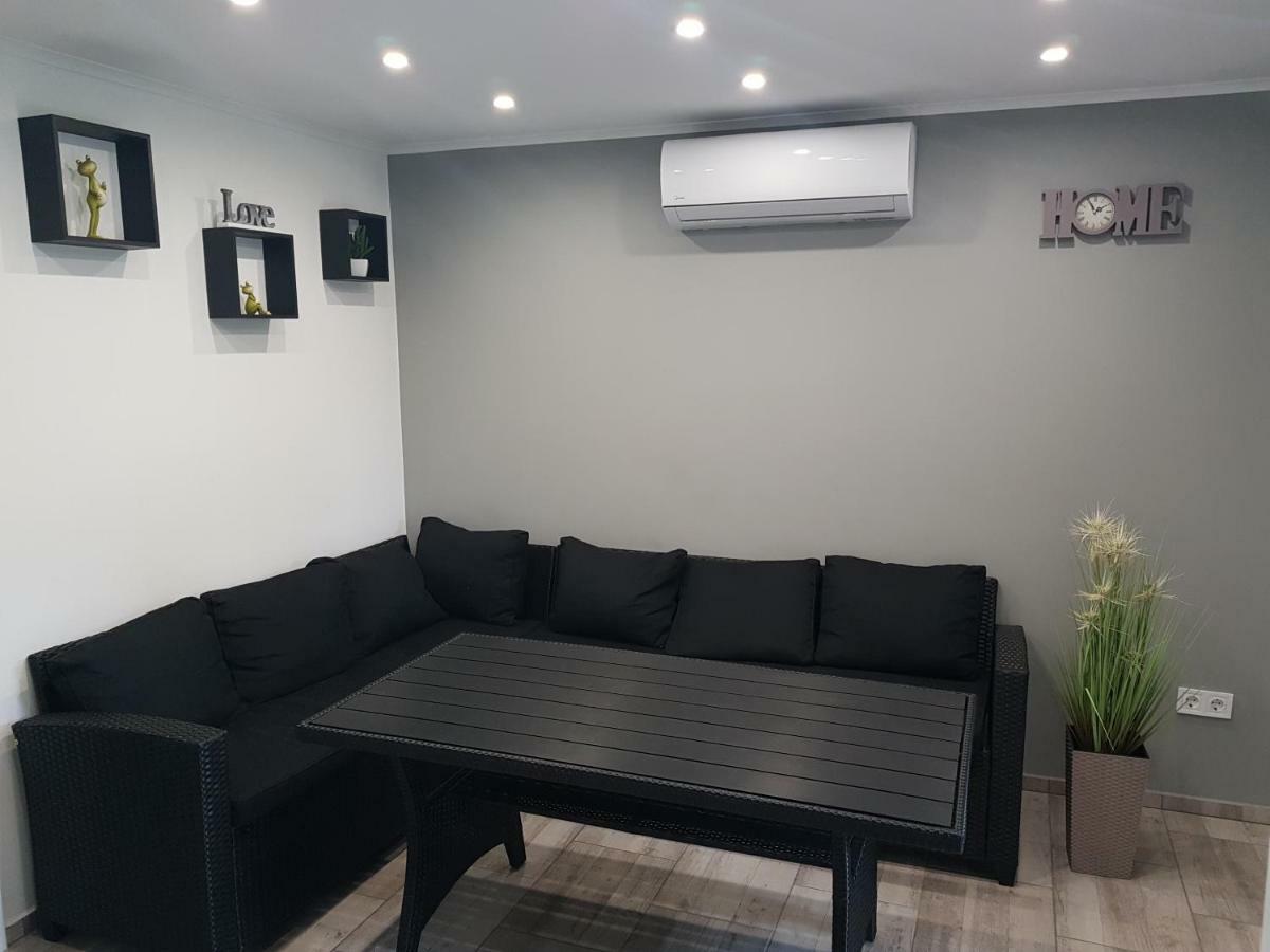 Picurka Apartman 希欧福克 外观 照片